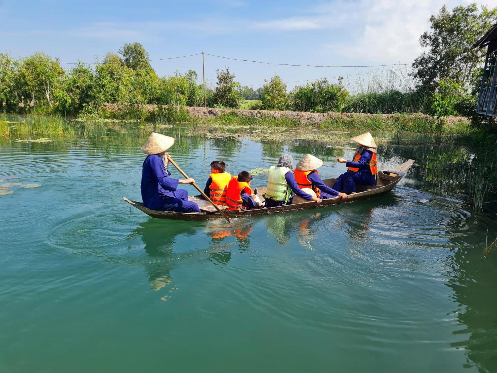 Viet Mekong Farmstay Tram Chim Luaran gambar